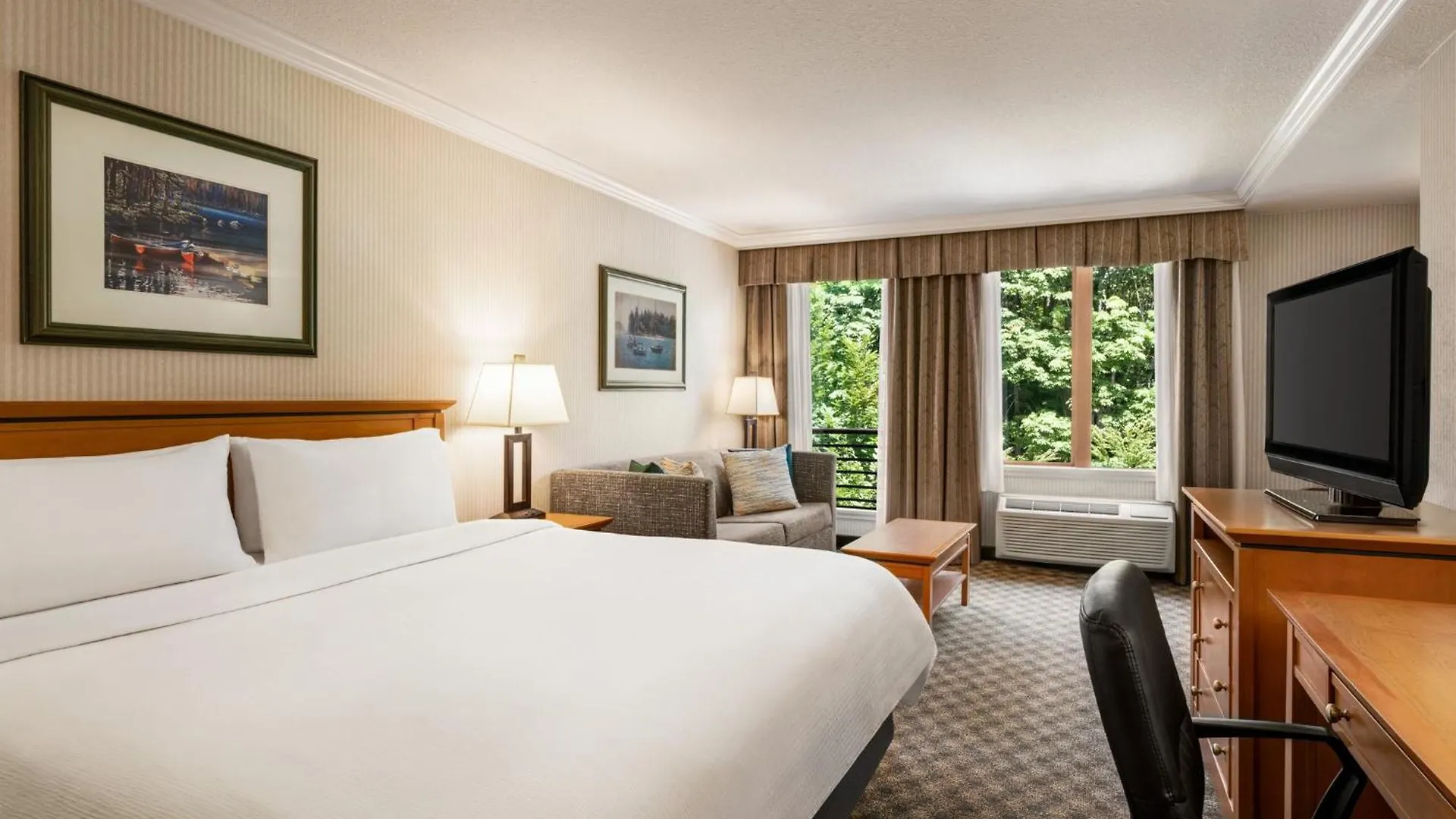 Hotel Holiday Inn & Suites North Vancouver By Ihg