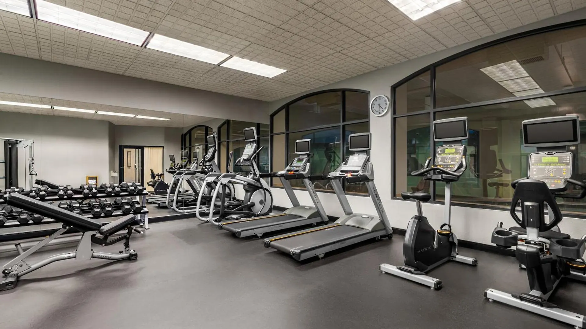 Holiday Inn & Suites North Vancouver By Ihg Hotel