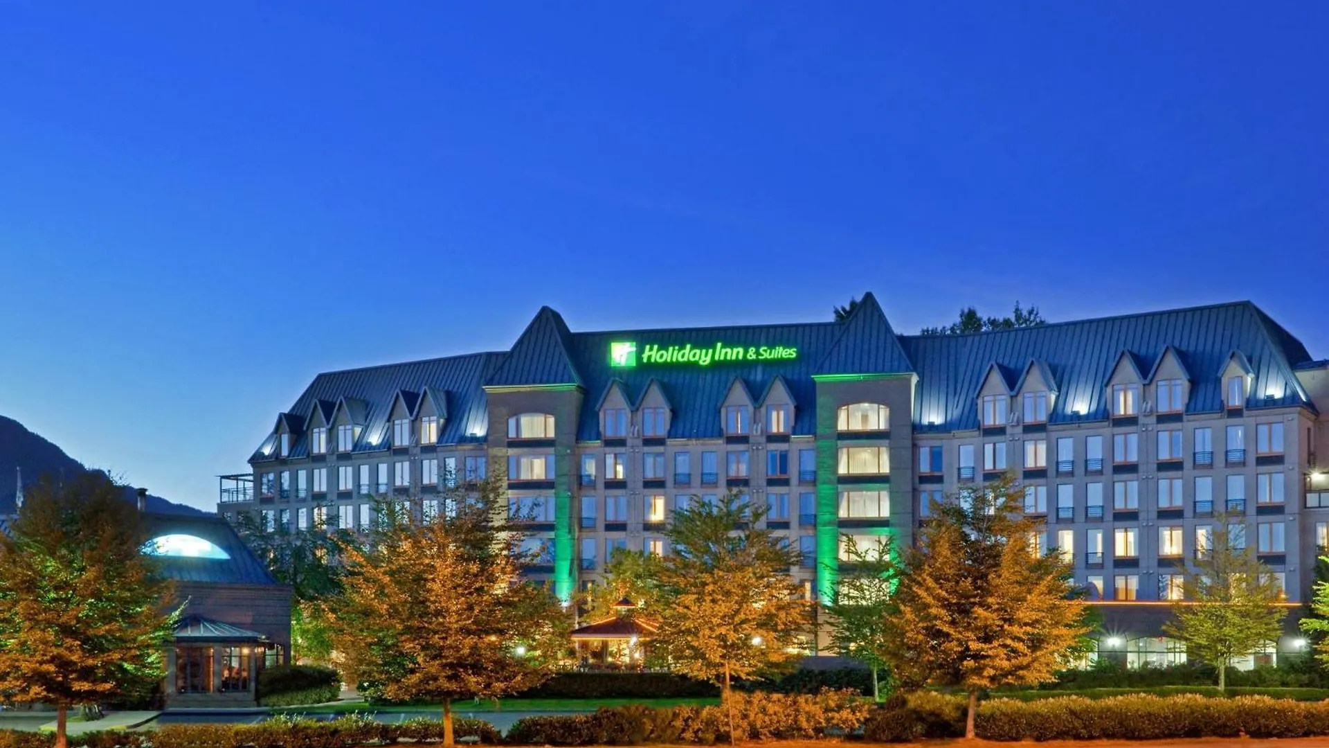 Holiday Inn & Suites North Vancouver By Ihg Hotel