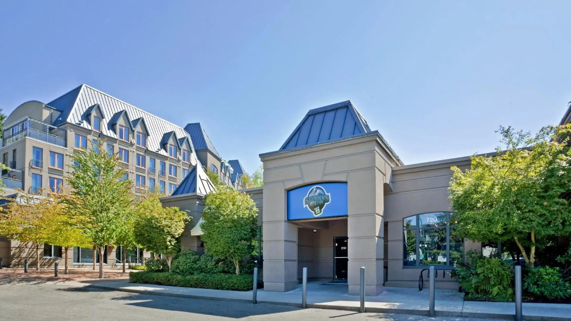 Holiday Inn & Suites North Vancouver By Ihg